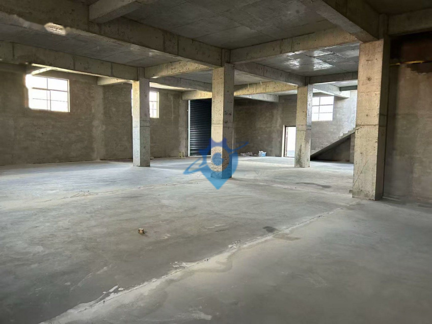 农村自建房首层大平米厂房或库房，空间宽敞，价格美丽，交通便利